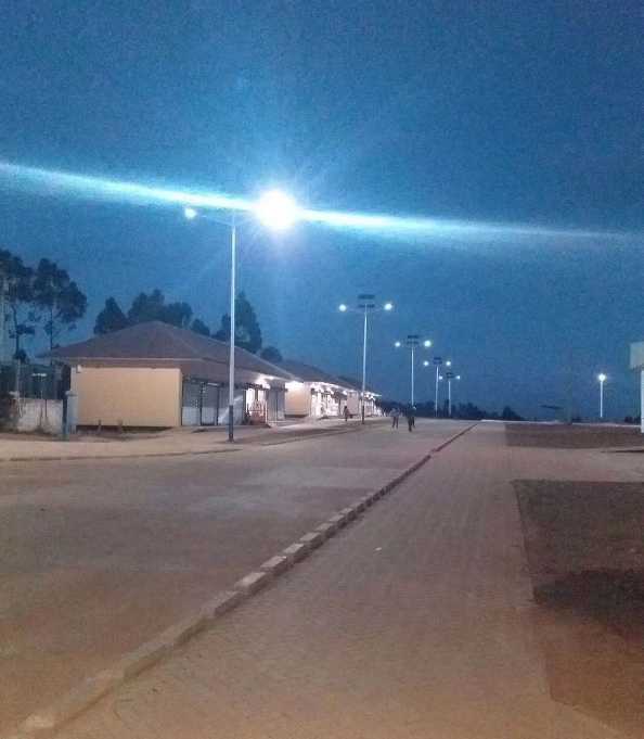 通渭县非洲科特迪瓦太阳能路灯工程